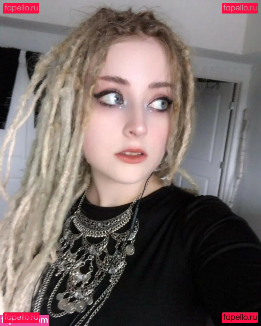 Mother Macabre Onlyfans Photo Gallery 