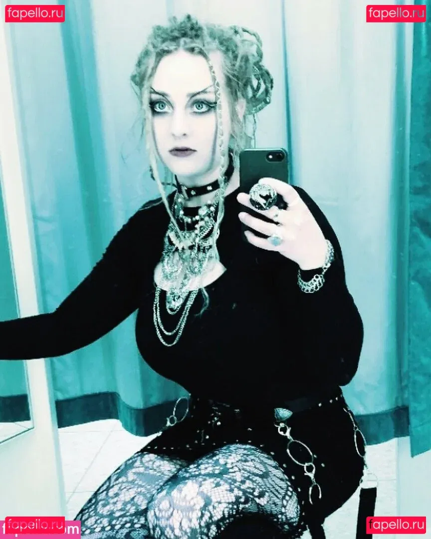 Mother Macabre Onlyfans Photo Gallery 