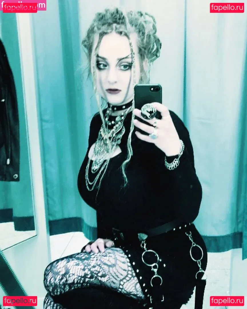 Mother Macabre Onlyfans Photo Gallery 