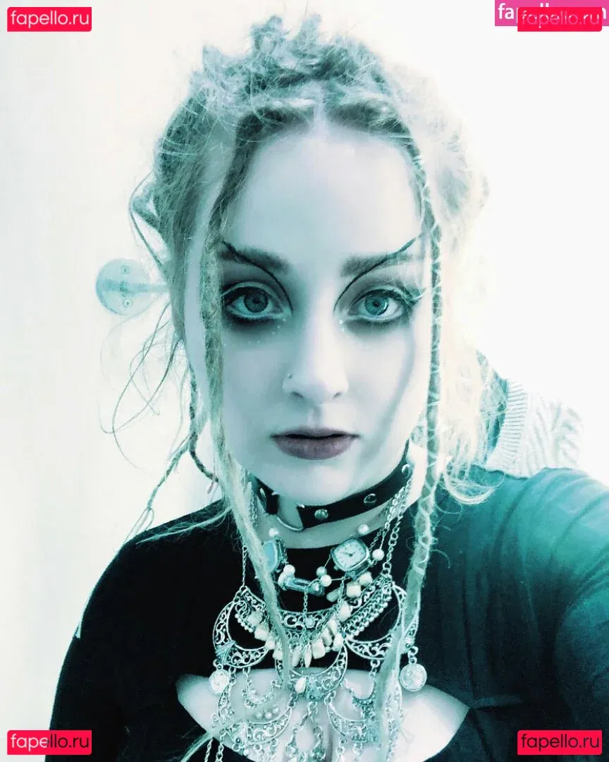 Mother Macabre Onlyfans Photo Gallery 