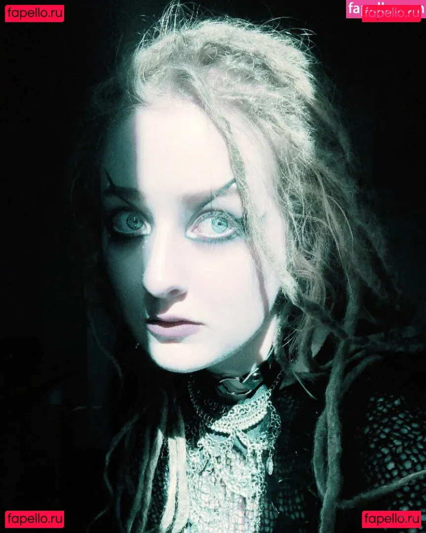 Mother Macabre Onlyfans Photo Gallery 