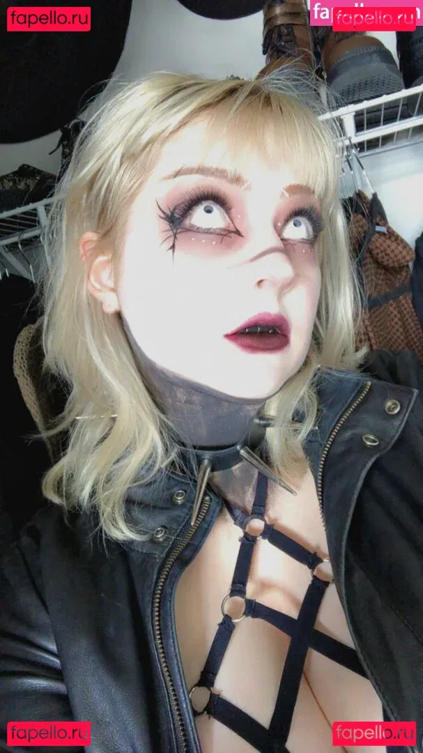 Mother Macabre Onlyfans Photo Gallery 