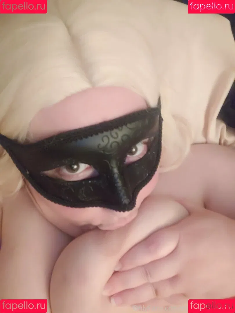 maskedlibrarian Onlyfans Photo Gallery 