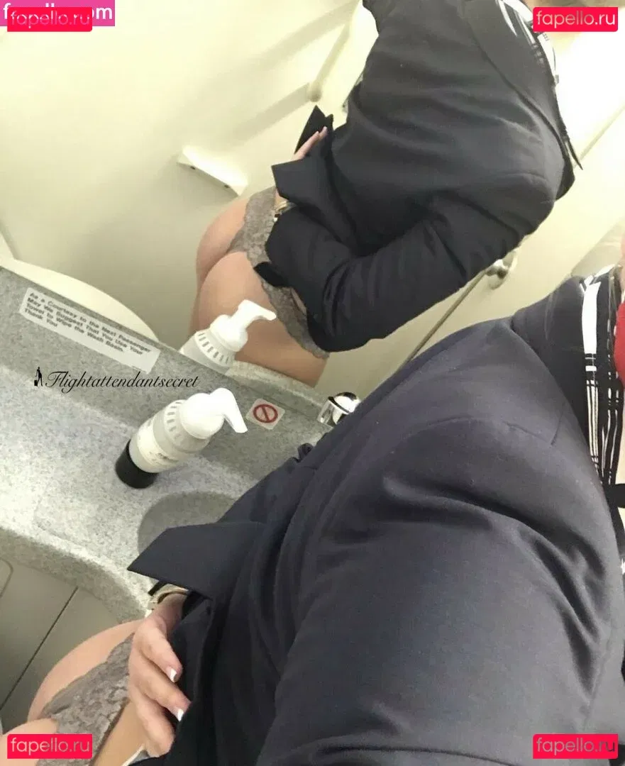 flightattendantsecret Onlyfans Photo Gallery 