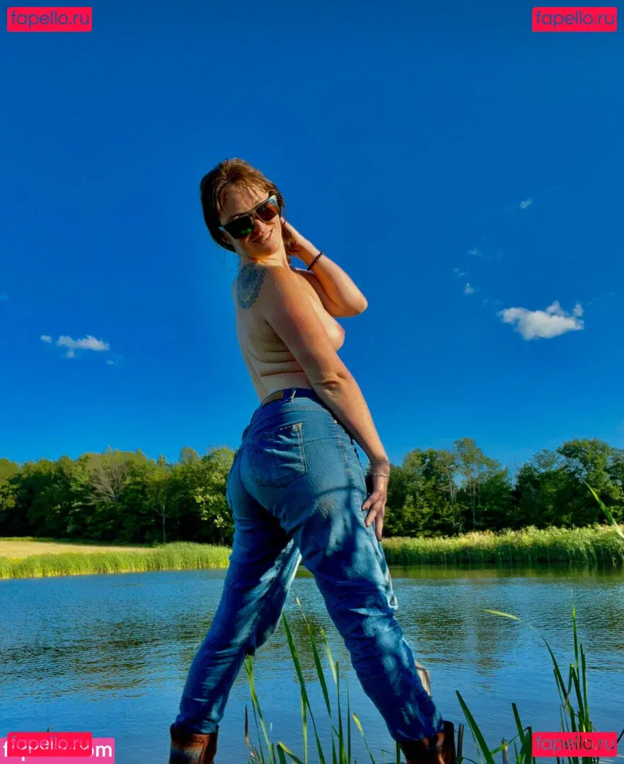 Melody Dean Onlyfans Photo Gallery 