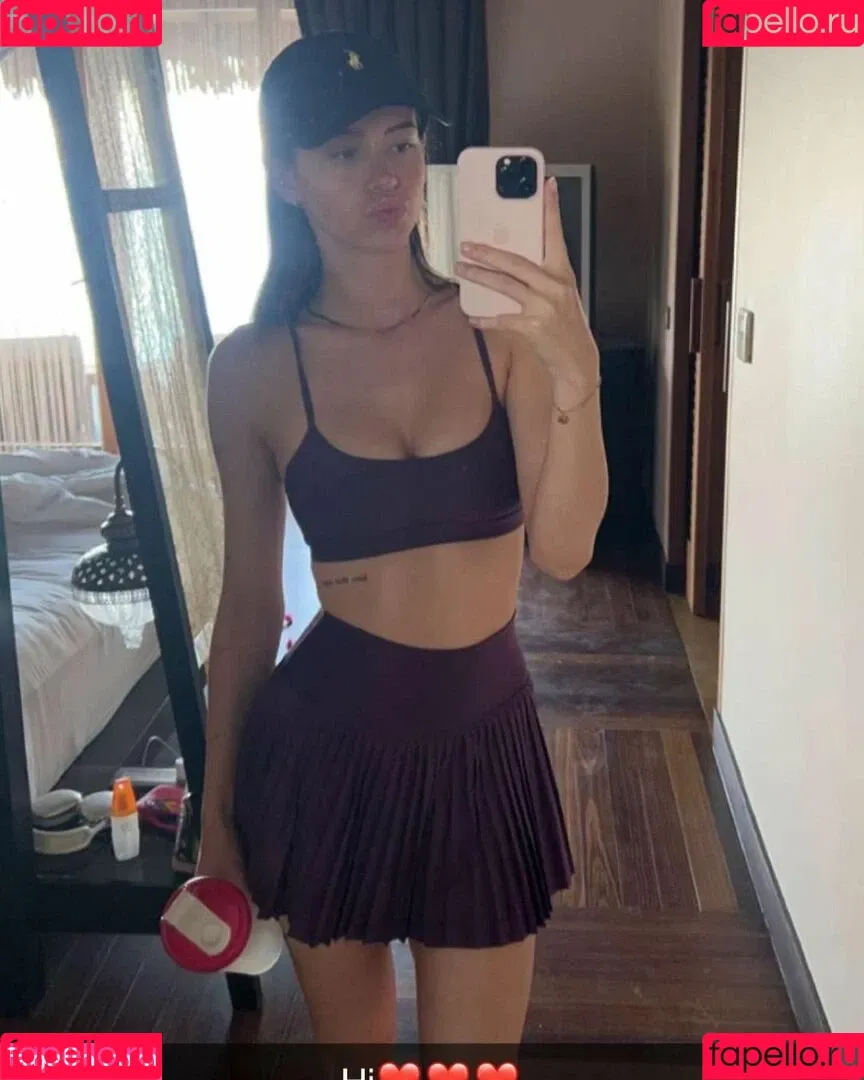 Lea Elui Onlyfans Photo Gallery 