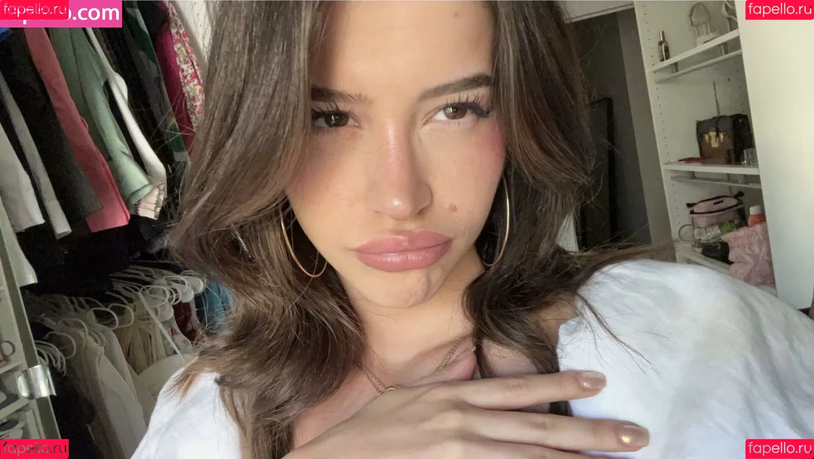 Lea Elui Onlyfans Photo Gallery 