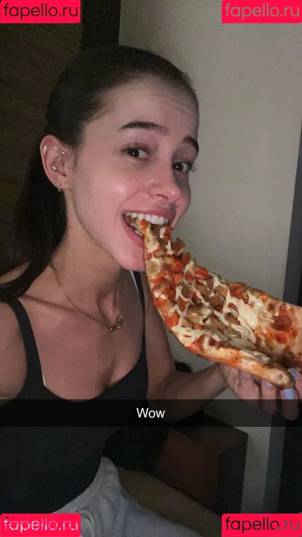 Lea Elui Onlyfans Photo Gallery 