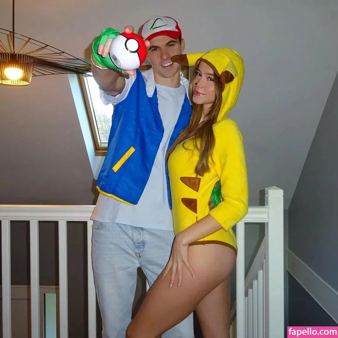 Lea Elui Onlyfans Photo Gallery 