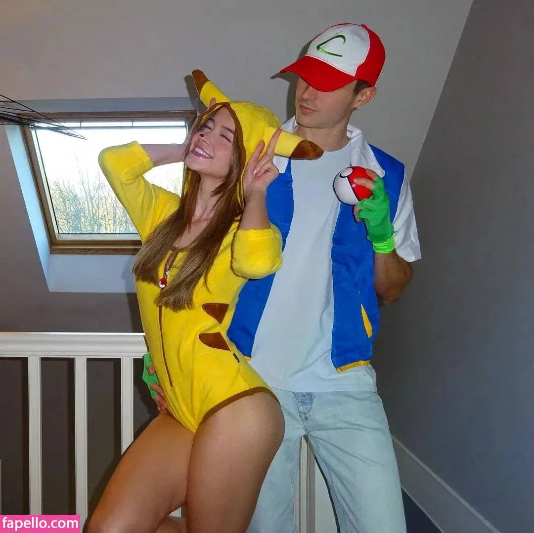 Lea Elui Onlyfans Photo Gallery 