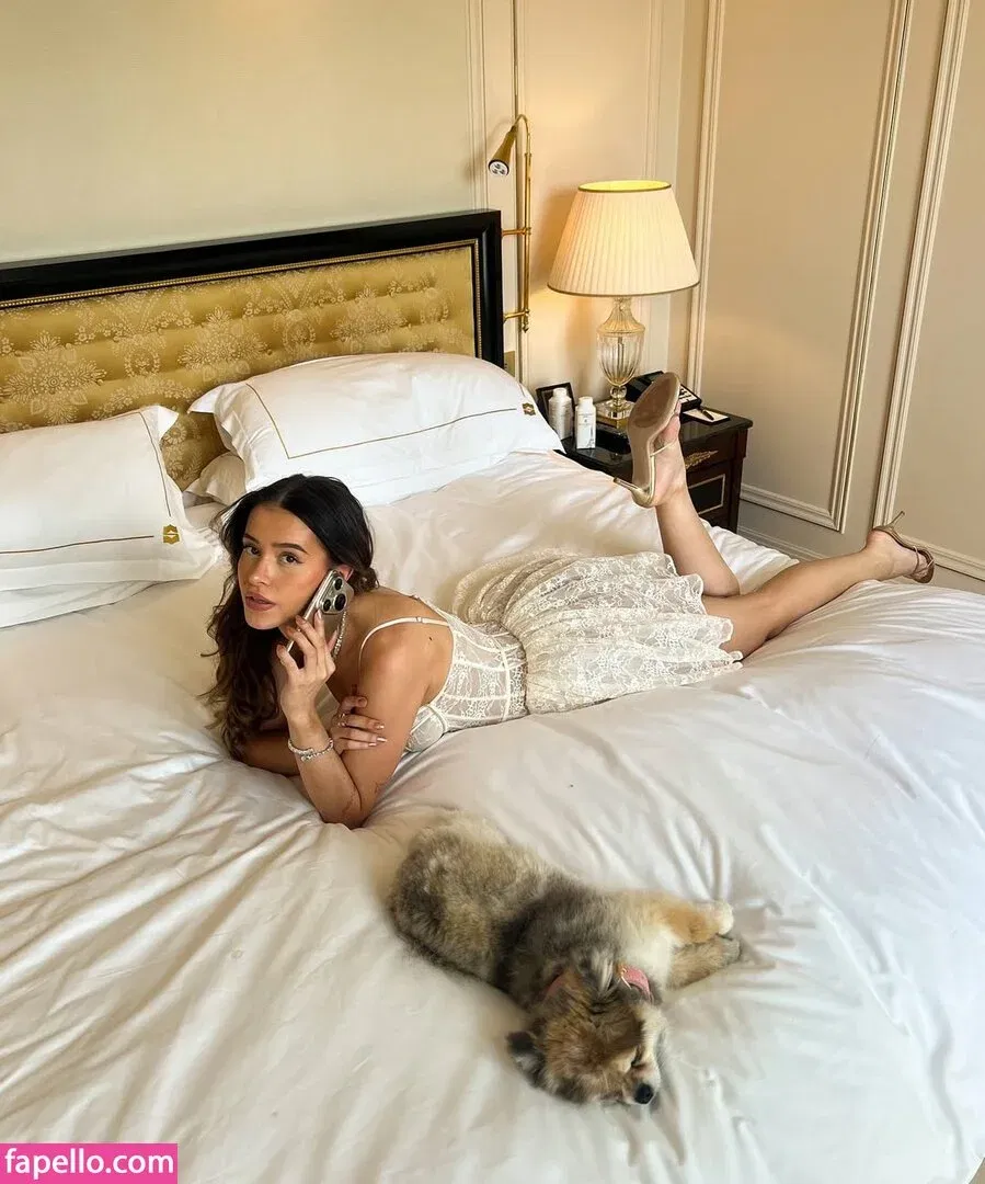 Lea Elui Onlyfans Photo Gallery 