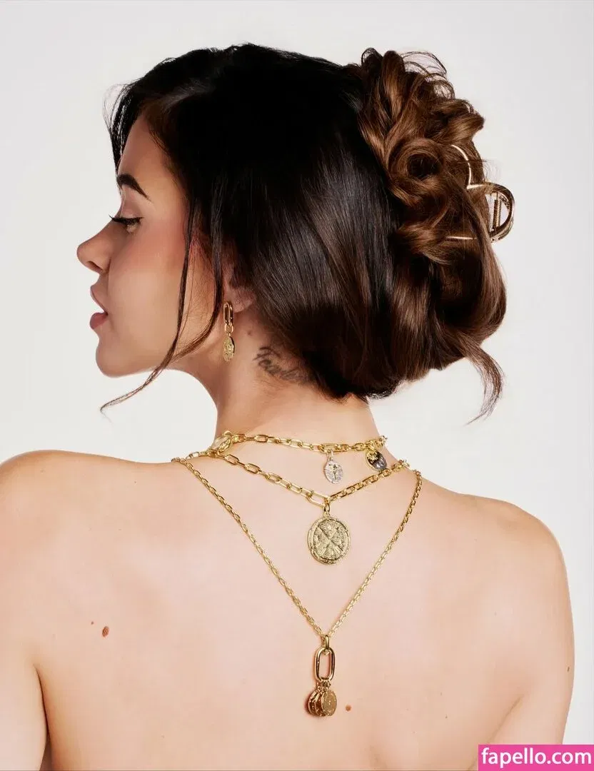 Lea Elui Onlyfans Photo Gallery 