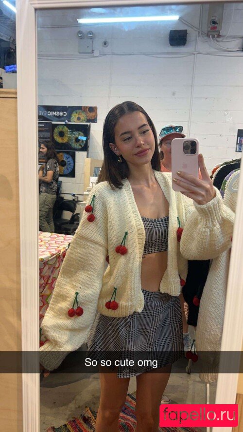 Lea Elui Onlyfans Photo Gallery 