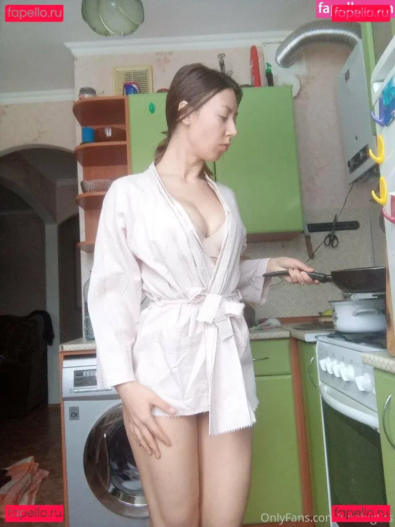 tinastepmom Onlyfans Photo Gallery 