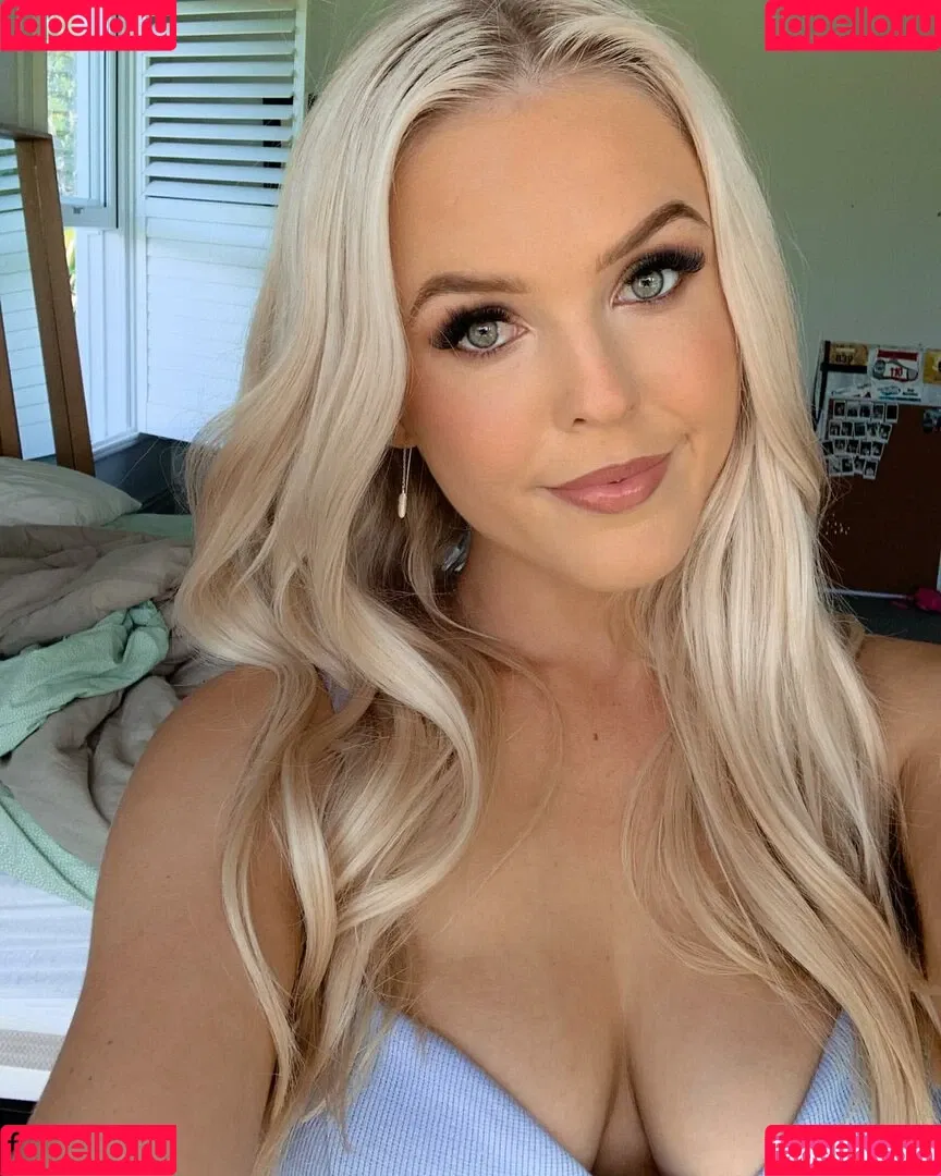ellaredmond Onlyfans Photo Gallery 