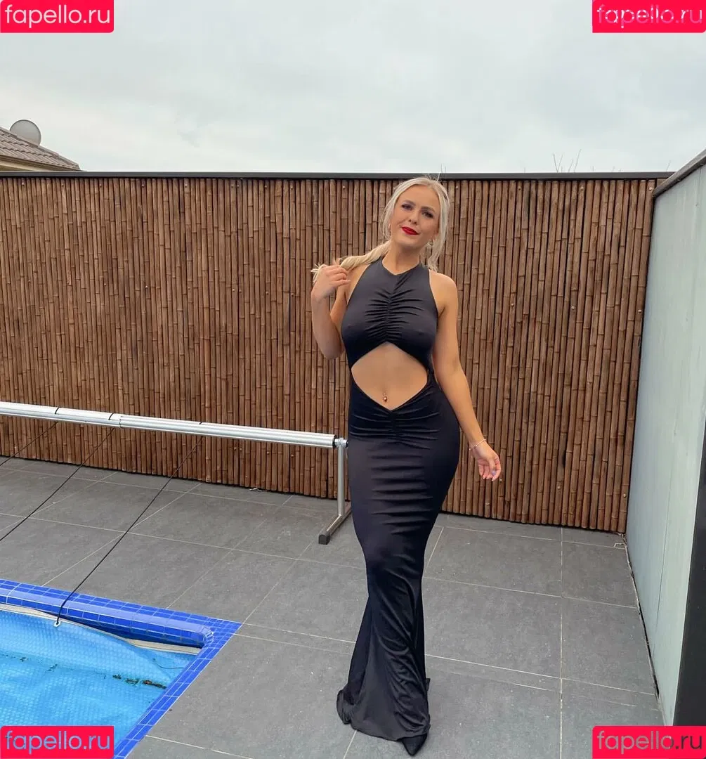 ellaredmond Onlyfans Photo Gallery 
