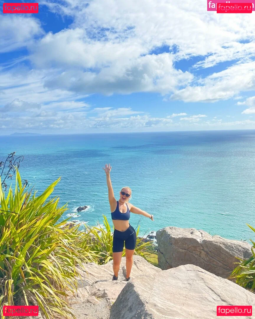 ellaredmond Onlyfans Photo Gallery 