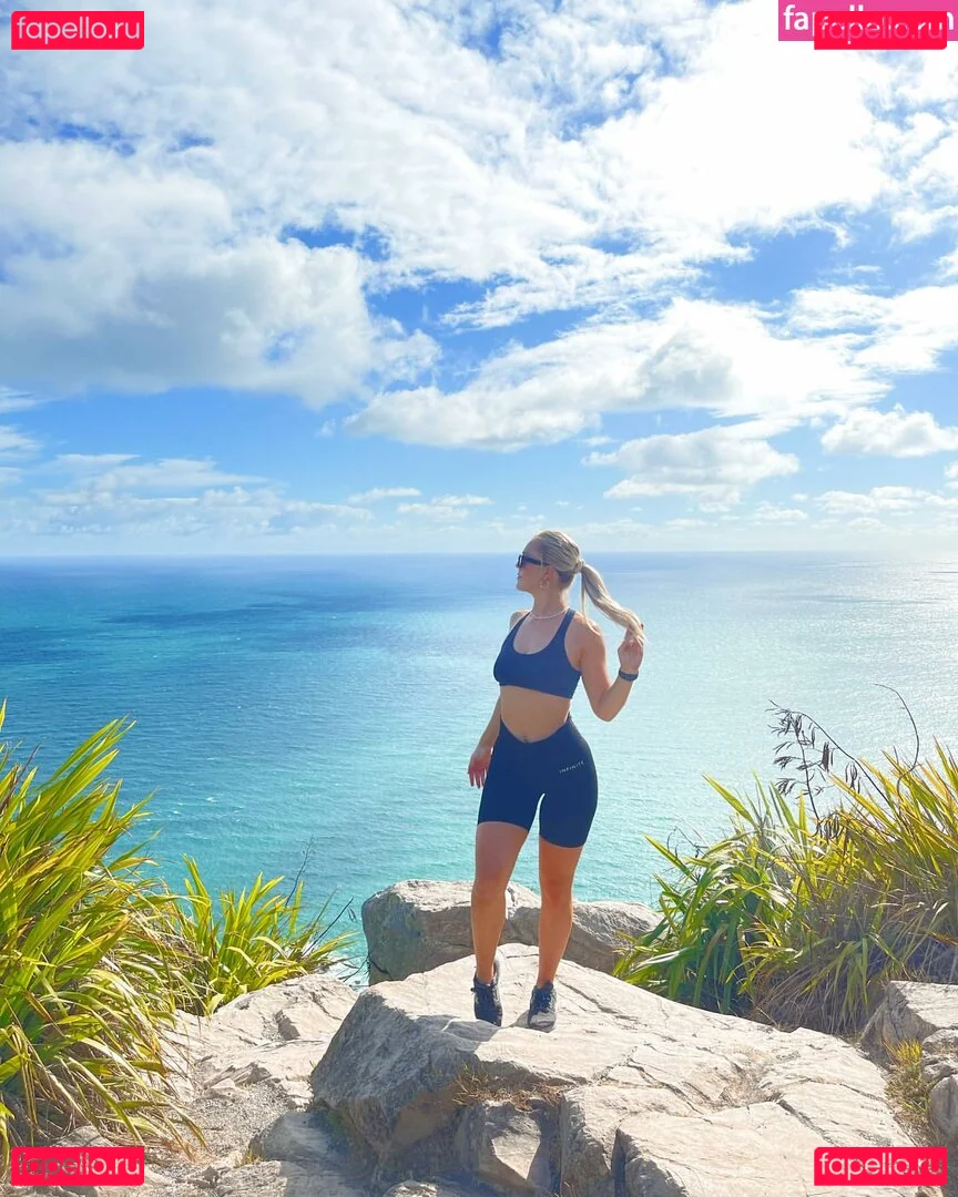 ellaredmond Onlyfans Photo Gallery 