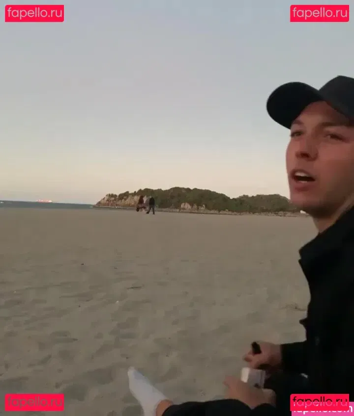 ellaredmond Onlyfans Photo Gallery 