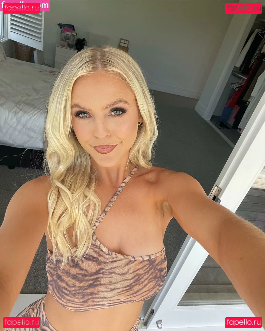 ellaredmond Onlyfans Photo Gallery 