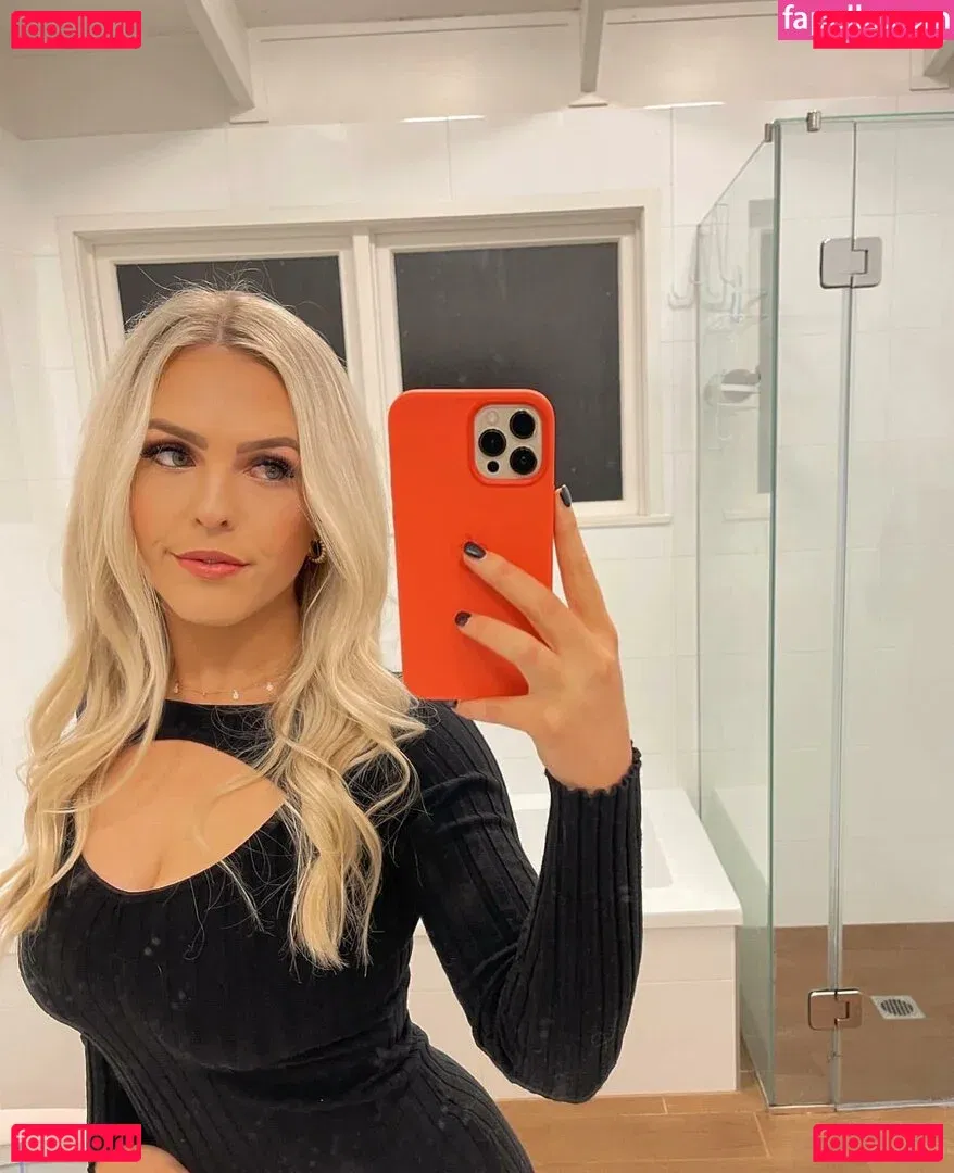 ellaredmond Onlyfans Photo Gallery 