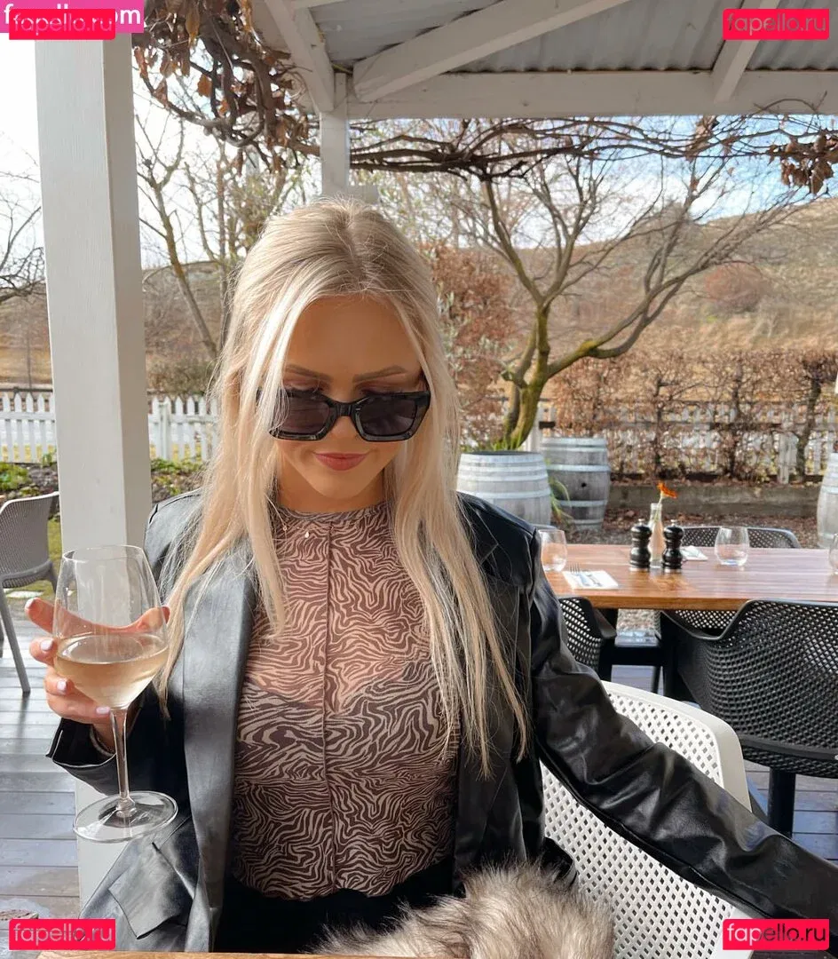 ellaredmond Onlyfans Photo Gallery 