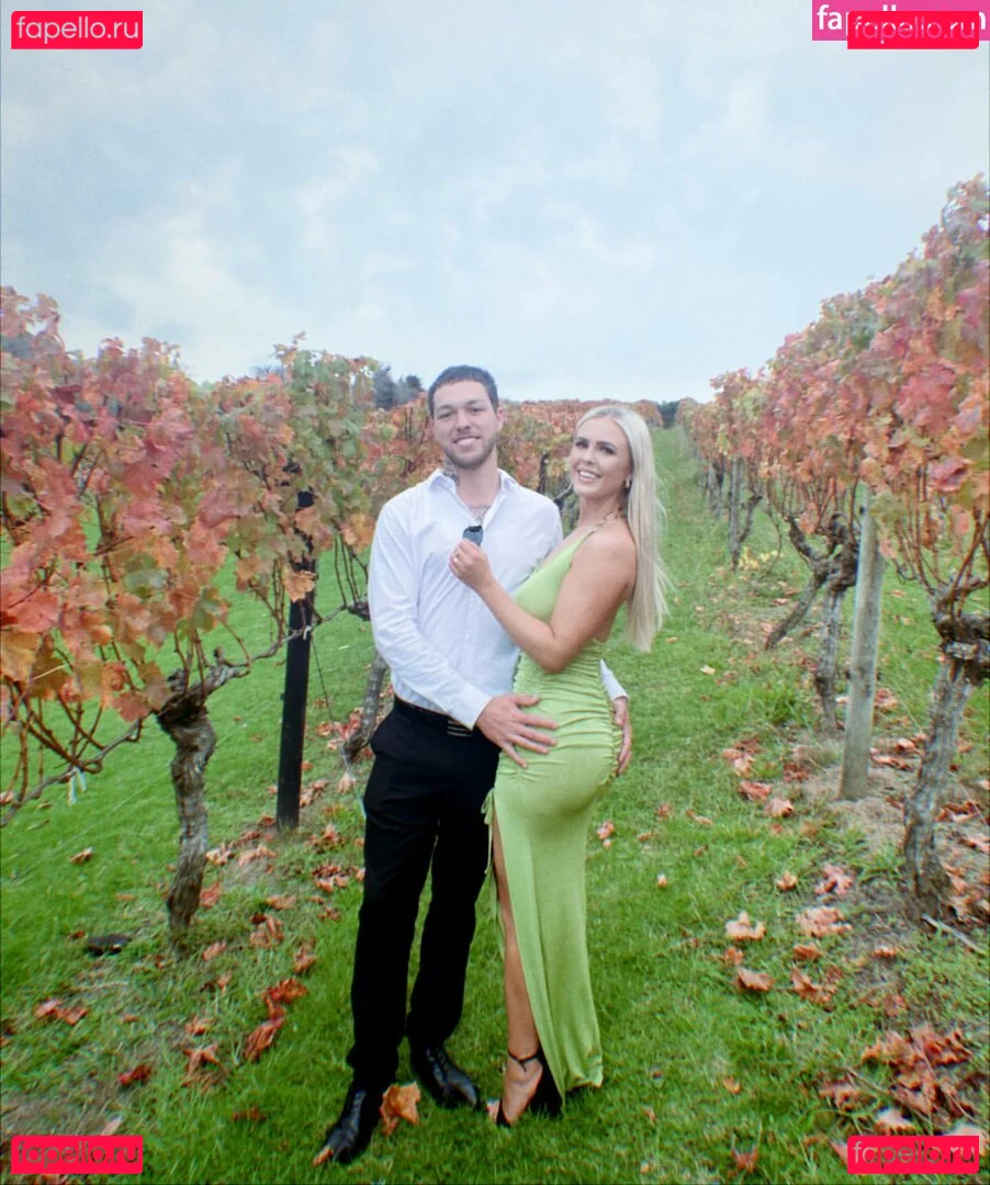 ellaredmond Onlyfans Photo Gallery 