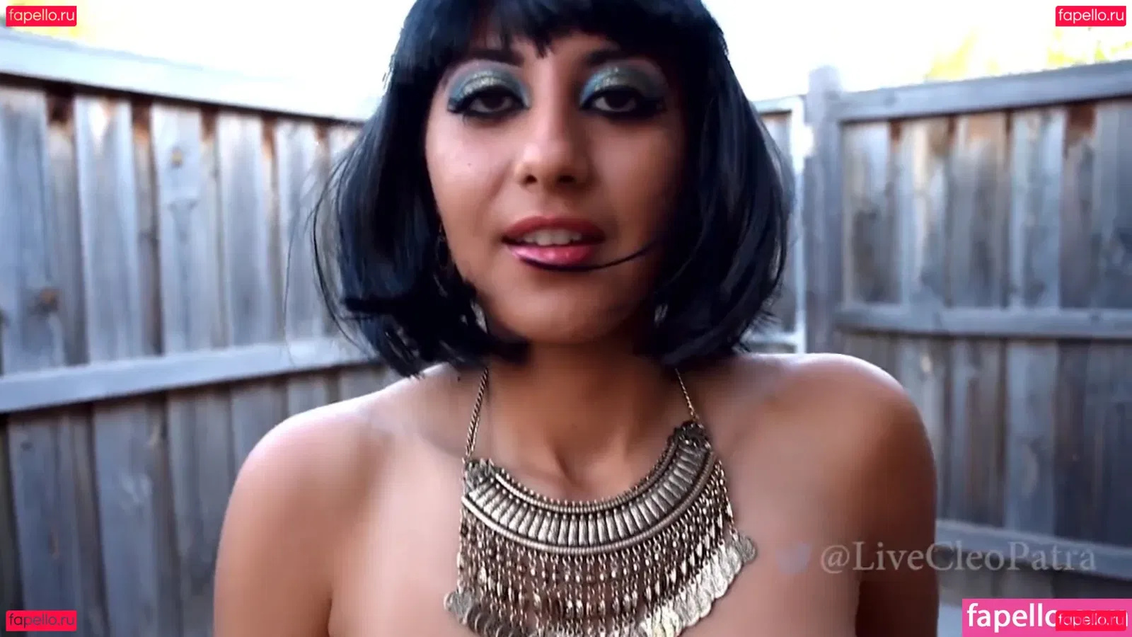 LiveCleo Onlyfans Photo Gallery 