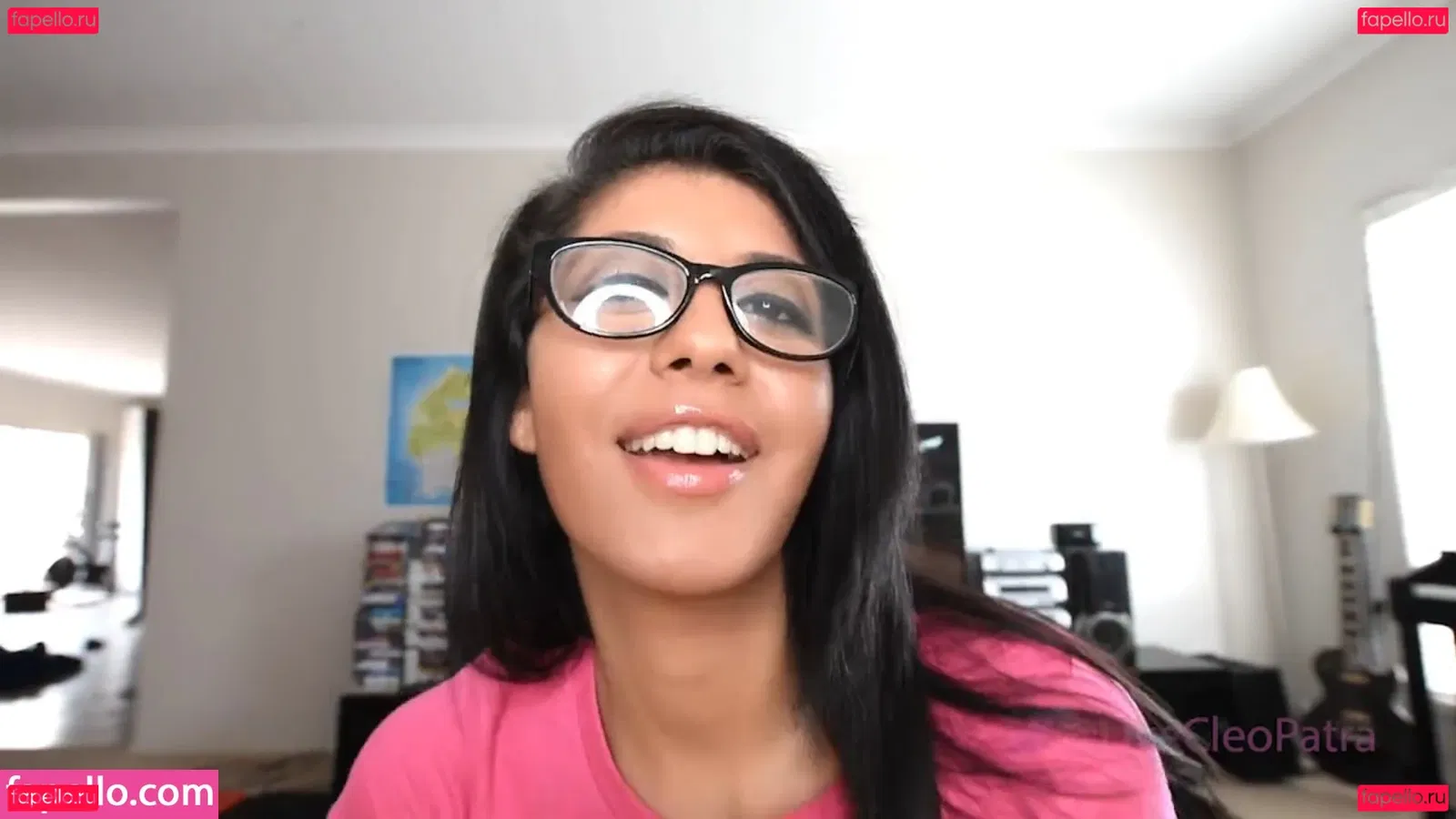 LiveCleo Onlyfans Photo Gallery 