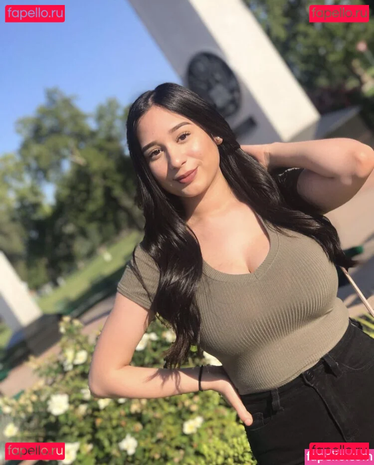 bitamartinezz Onlyfans Photo Gallery 