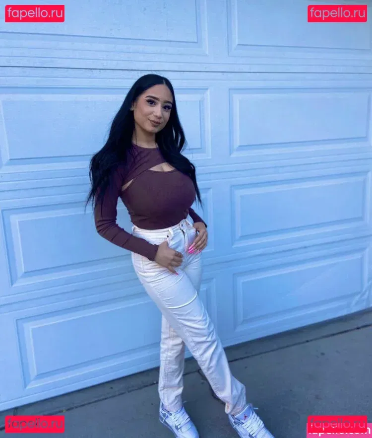 bitamartinezz Onlyfans Photo Gallery 