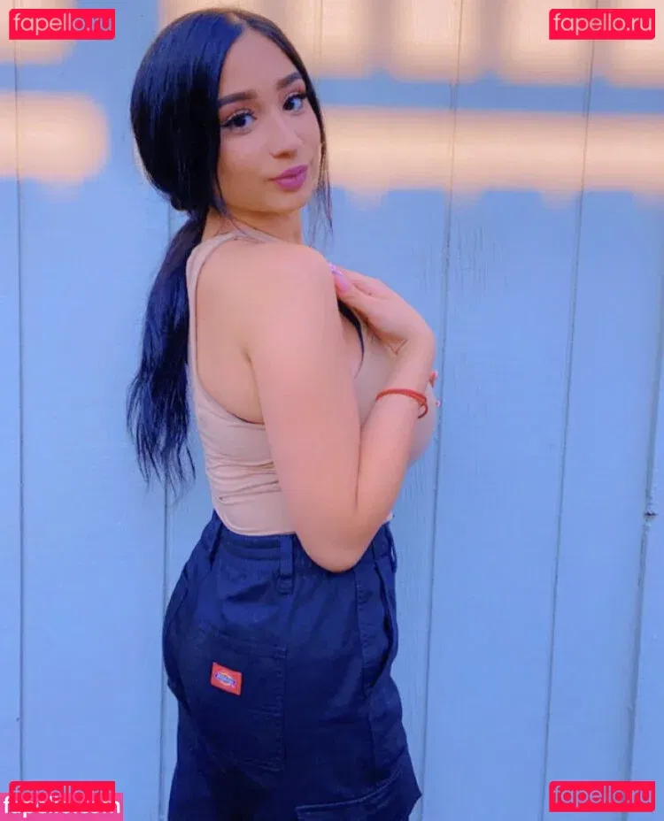 bitamartinezz Onlyfans Photo Gallery 