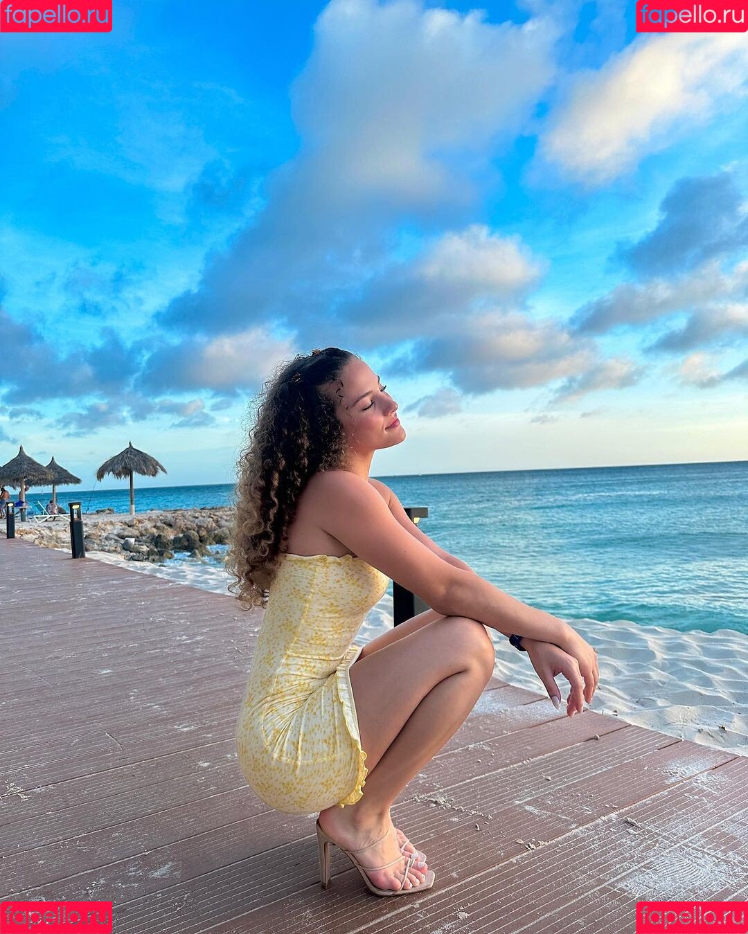 Sofie Dossi Onlyfans Photo Gallery 