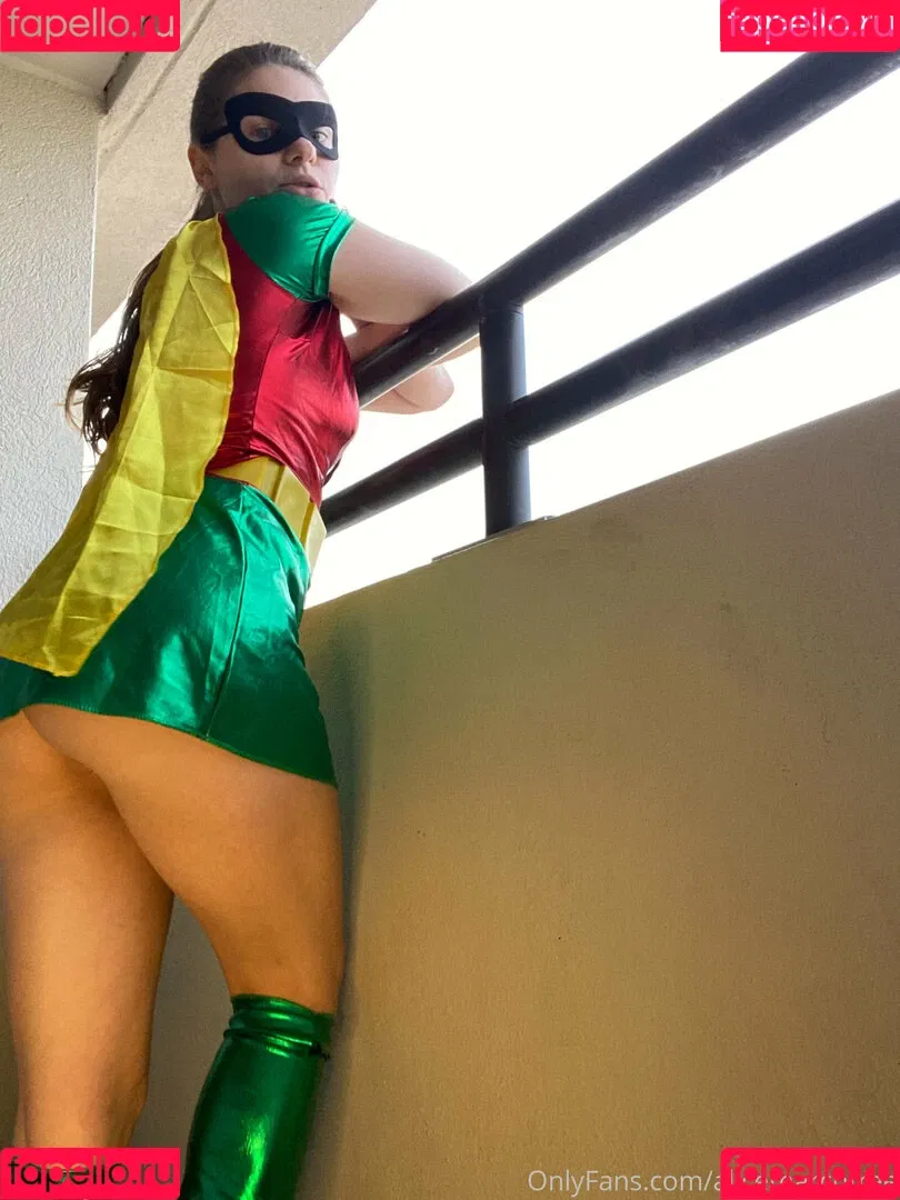 alicemarchfree Onlyfans Photo Gallery 