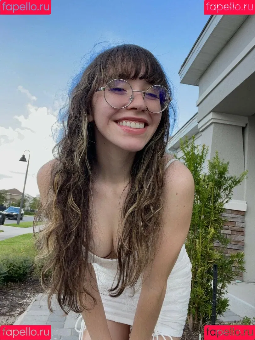 Catlyn Crespo Onlyfans Photo Gallery 