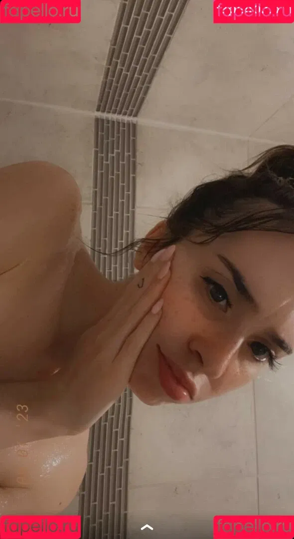 Catlyn Crespo Onlyfans Photo Gallery 