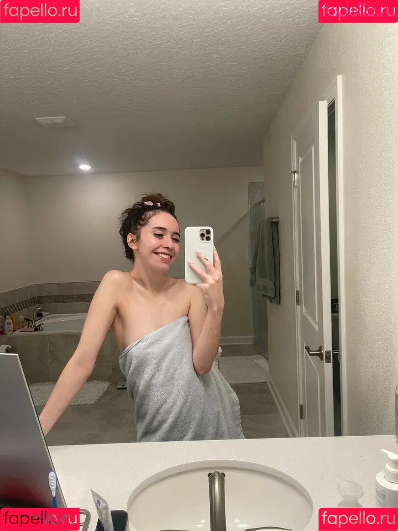 Catlyn Crespo Onlyfans Photo Gallery 
