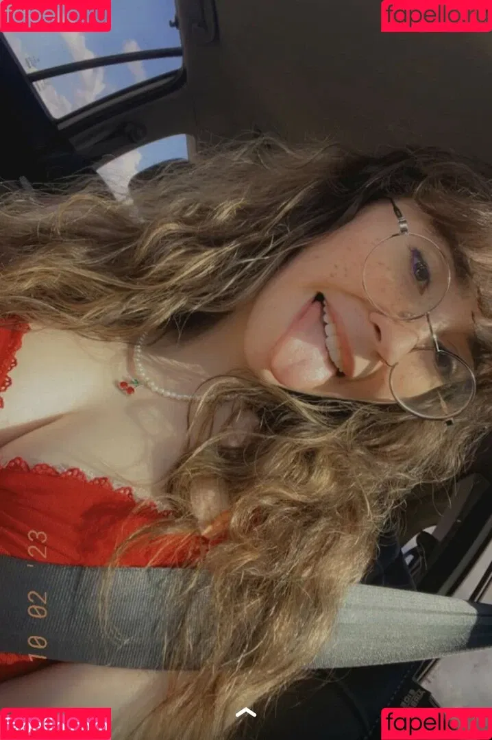 Catlyn Crespo Onlyfans Photo Gallery 