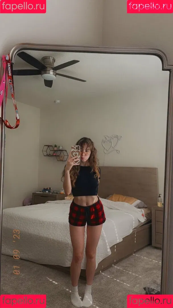 Catlyn Crespo Onlyfans Photo Gallery 
