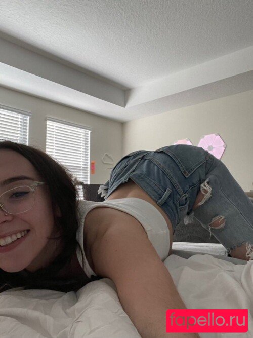 Catlyn Crespo Onlyfans Photo Gallery 