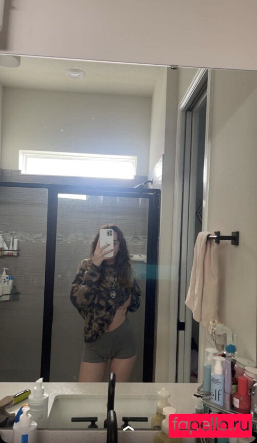 Catlyn Crespo Onlyfans Photo Gallery 