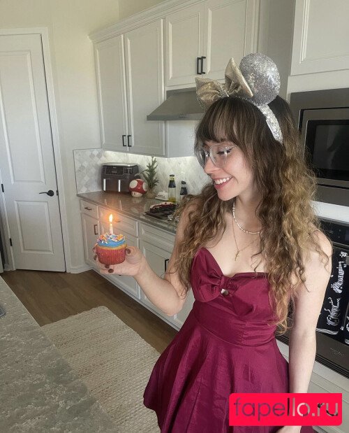 Catlyn Crespo Onlyfans Photo Gallery 