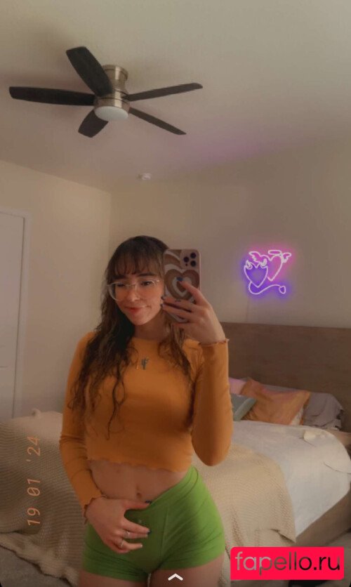 Catlyn Crespo Onlyfans Photo Gallery 