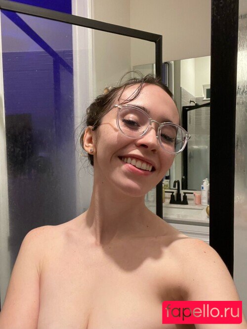 Catlyn Crespo Onlyfans Photo Gallery 