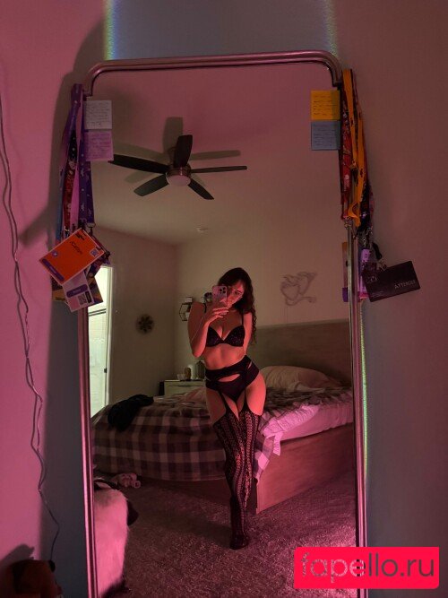 Catlyn Crespo Nude Onlyfans Photo 25