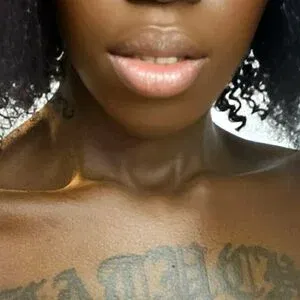 Tucha Sambu Onlyfans Photo Gallery 