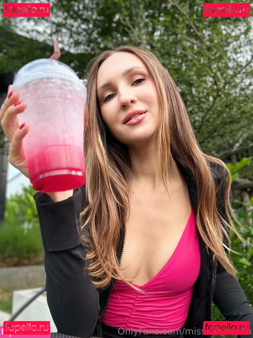 misskarysmith Onlyfans Photo Gallery 