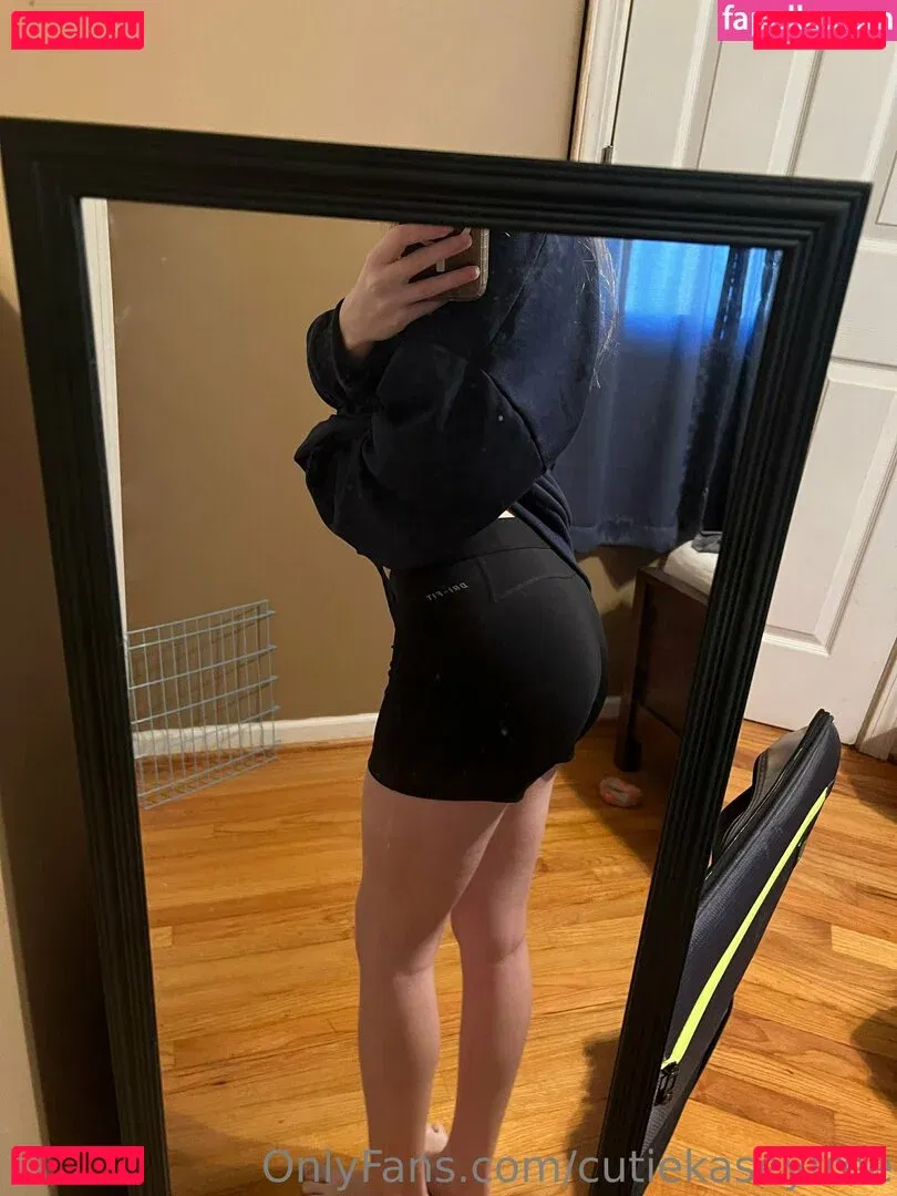 cutiekaseyfree Onlyfans Photo Gallery 