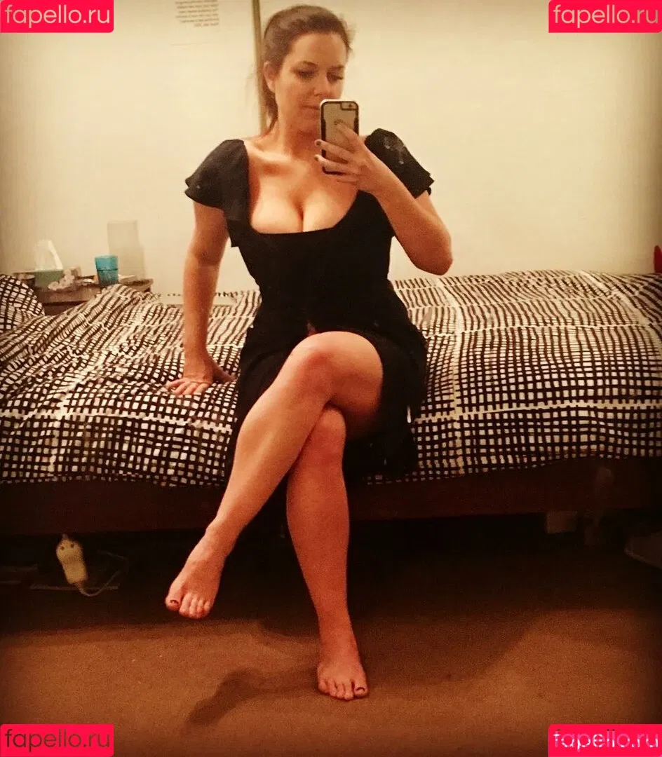 Chloe G Onlyfans Photo Gallery 