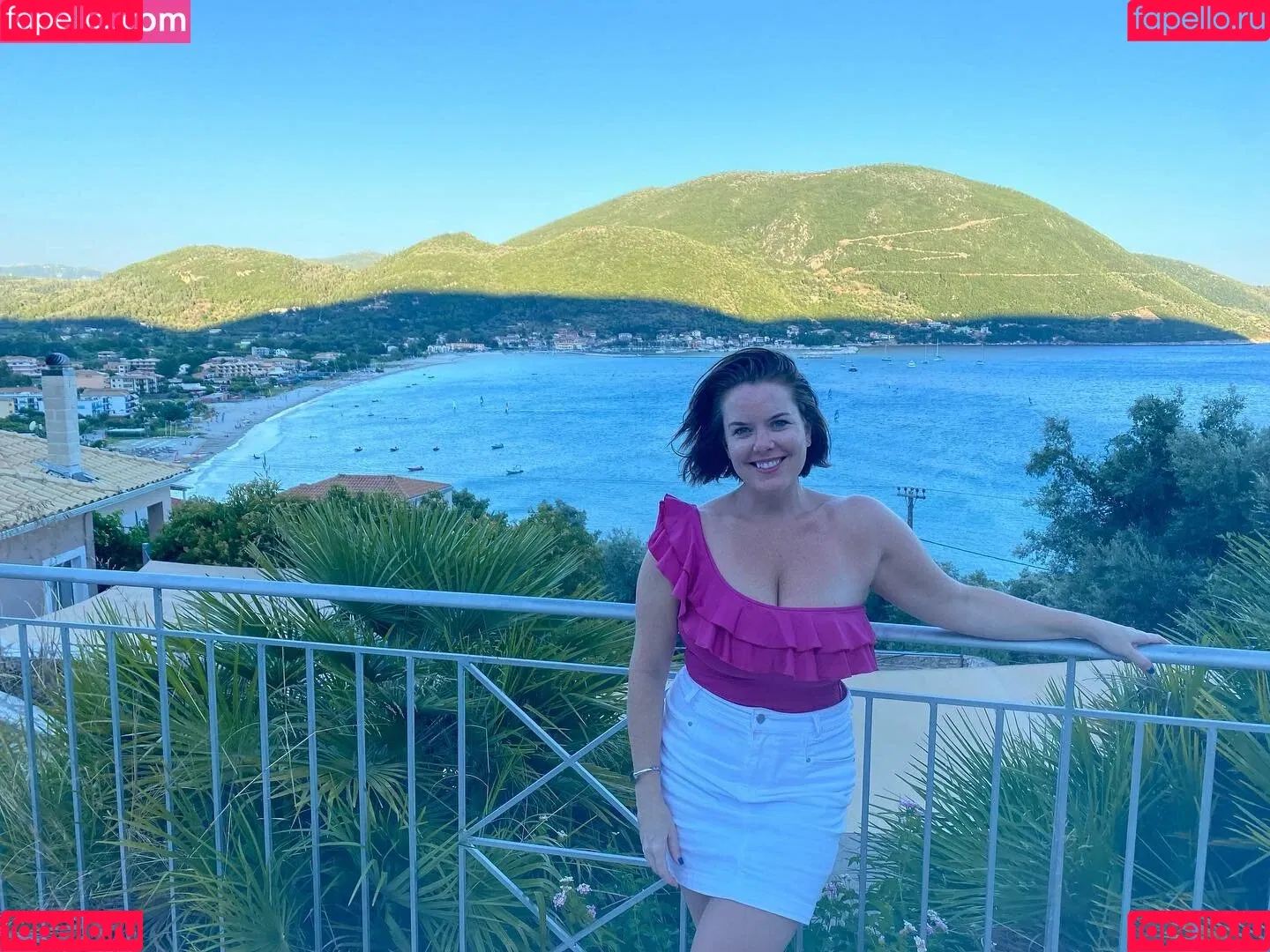 Chloe G Onlyfans Photo Gallery 